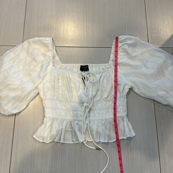 Minkpink Norah NWT 100% Cotton Top with Balloon Sleeve. - Picture 11 of 12